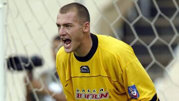 El portero estadounidense disputó 129 encuentros donde atajó 22 penales y le anotaron 13. Dejando un porcentaje de 40.91% de penales parados.