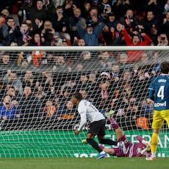 Valencia 3 - 2 Espanyol: resumen, resultado y goles