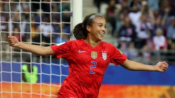 La joven de 21 años es la esperanza en el ataque de la USWNT, esto después de que se retire Rapinoe y Morgan. Es campeona del mundo y colaboró con 1 gol y una asistencia.