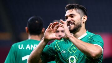 Aficionados se rinden ante jugadores del Tri Olímpico