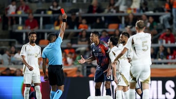 HOUSTON, TEXAS - FEBRUARY 28: Ant�nio Carlos #3 of the Houston Dynamo FC reacts after a red card penalty in the first half against the LAFC at Shell Energy Stadium on February 28, 2026 in Houston, Texas. Tim Warner/Getty Images/AFP (Photo by Tim Warner / GETTY IMAGES NORTH AMERICA / Getty Images via AFP)