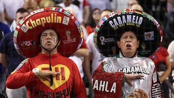 PHOENIX, ARIZONA - MARCH 12: Fans of Team Mexico stand for the national anthem before the World Baseball Classic Pool C game against Team USA at Chase Field on March 12, 2023 in Phoenix, Arizona.   Christian Petersen/Getty Images/AFP (Photo by Christian Petersen / GETTY IMAGES NORTH AMERICA / Getty Images via AFP)