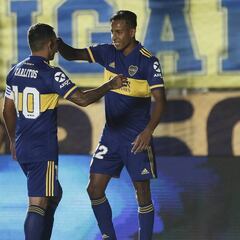 Sebastián Villa abre el triunfo de Boca en el debut de Russo