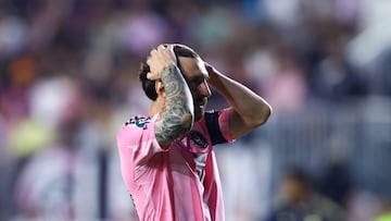 FORT LAUDERDALE, FLORIDA - APRIL 30: Lionel Messi #10 of Inter Miami CF reacts after missing a chance to score during the CONCACAF Champions Cup Semi-final Second Leg match between Inter Miami CF and Vancouver Whitecaps at Chase Stadium on April 30, 2025 in Fort Lauderdale, Florida. Megan Briggs/Getty Images/AFP (Photo by Megan Briggs / GETTY IMAGES NORTH AMERICA / Getty Images via AFP)