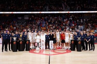 Con Sergio Scariolo, la Selección ha conquistado ocho medallas: cinco oros, cuatro continentales (todos los que tiene nuestro baloncesto) y uno mundial (2019); una plata en Londres 2012; y dos bronces, en Río 2016 y en el Europeo de 2017.