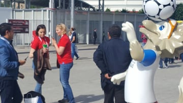 Así vivieron los hinchas de la Roja la previa del duelo