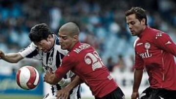 <b>EMPAÑADO. </b>La actuación arbitral enmarañó el encuentro.