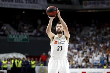 Sergio Llull se dispone a lanzar su segundo tiro libre a 9,4 segundos del final.