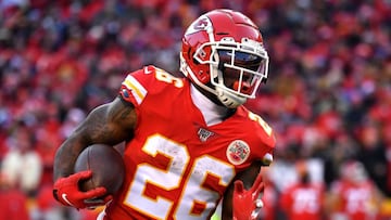 El running back titular de los Chiefs vivió un trago amargo al arribar a la ciudad del sur de California y ahora la policía intenta esclarecer el caso.