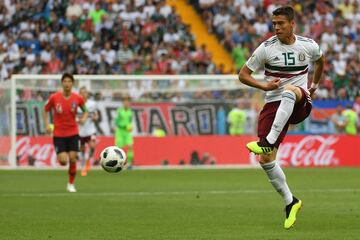 El central mexicano ha sido un jugador regular para su Selección. Aporta seguridad atrás y buena salida. Pieza clave para el sorpresivo buen inicio del cuadro azteca.