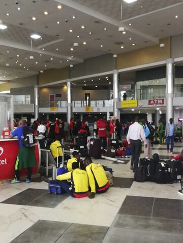 Los atletas que pasaron tres noches en el aeropuerto