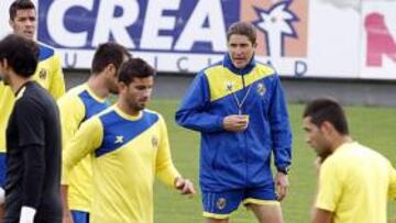 El plantel secunda a Garrido.