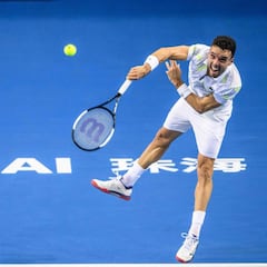 De Miñaur somete a Bautista