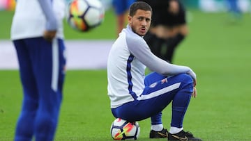 Eden Hazard, antes de un partido ante el Stoke