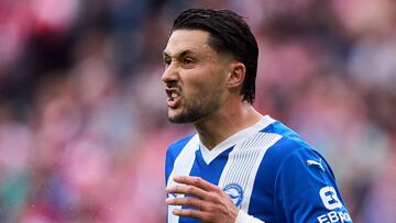 Facundo Garcés durante el partido de Liga contra el Athletic Club en San Mames el 11 de mayo de 2025.