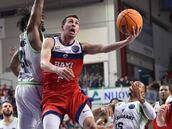 El acierto de Toolson da una victoria agónica al Manresa