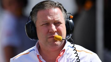 MONTREAL, QUEBEC - JUNE 08: McLaren Chief Executive Officer Zak Brown looks on from the pitwall during qualifying for the F1 Grand Prix of Canada at Circuit Gilles Villeneuve on June 08, 2019 in Montreal, Canada. Dan Mullan/Getty Images/AFP
== FOR NEWSPAPERS, INTERNET, TELCOS & TELEVISION USE ONLY ==