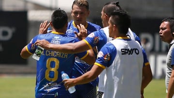 Delf&iacute;n celebra la victoria ante Guayaquil City.