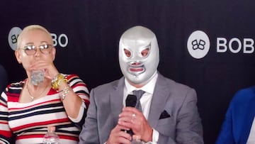 Hijo del Santo durante su conferencia de prensa.