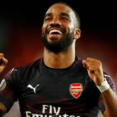 Los tres goles con los que Lacazette destrozó al Valencia