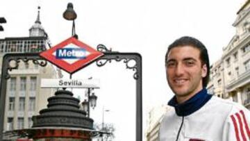 <b>REGRESA EL GOL. </b>Higuaín está listo para intentar repetir su poker al Málaga o el doblete al Athletic.