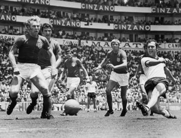 Los cuartos de final del Mundial de Mexico 70 sirvió como redención para la Selección de Alemania Federal. El conjunto alemán remontó el 0-2 inicial de los ingleses, anotando Beckenbauer el 1-2, y Gerd Müller anotando el 3-2 en el tiempo extra.