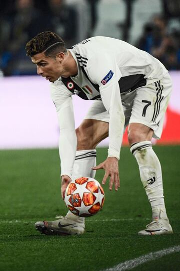 Cristiano marcó el único gol de la Juventus pero no le alcanzó para clasificar al campeón italiano. Ajax avanza con un 3-2 en el marcador global.