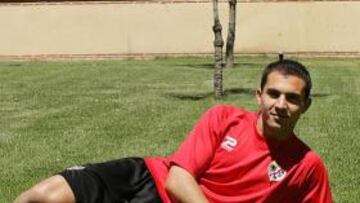 <b>RELAJADO. </b>Armenteros posa con la tranquilidad que da el liderato.