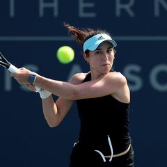 Chirico se cita con Badosa y Muguruza juega esta martes