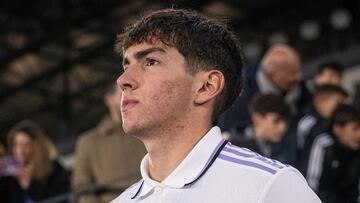 Mario Martín, antes de un partido con el Real Madrid Castilla.