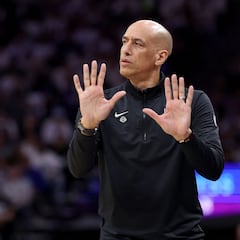 Doug Christie se convierte en entrenador permanente de los Kings