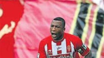 <b>GOLEADOR. </b>Congo volvió a marcar un gol con el Sporting y lo celebró con rabia.