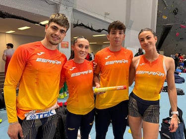 ¡¡¡Espectacular plata!!! El relevo mixto del 4x400 vuela para subir al podio