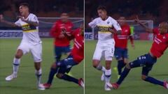 Bascuñán omitió un claro penal a favor de Boca