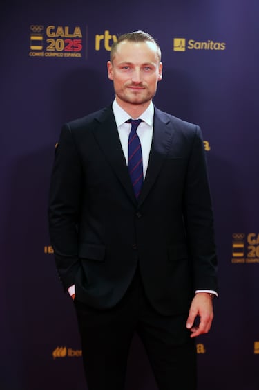 El piragüista Marcus Cooper, a su llegada a la Gala del Comité Olímpico Español.