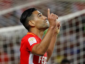 Falcao, goleador de la Ligue 1 con 7 goles en 4 partidos