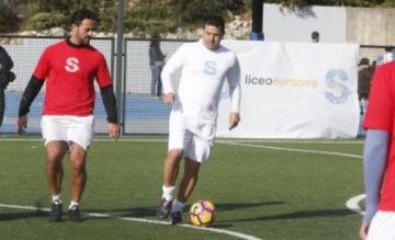 Kiko y Cosmin Contra. Partido solidario a favor de Fundela (Fundación Española para el Fomento de la Esclerosis Lateral Amiotrófica) jugado en el Liceo Europeo entre amigos de Kiko y amigos de Matallanas 