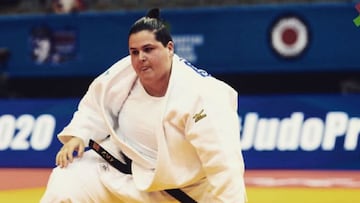 Sara ?lvarez se lesiona en la rodilla pero evoluciona bien