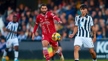 Luis Muñoz, ante el CD Castellón.