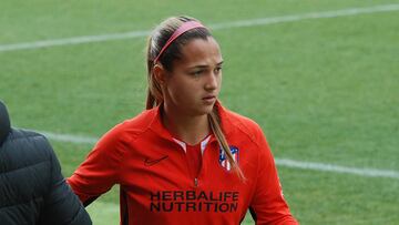 Deyna explota por el ninguneo al fútbol femenino: “Triste”
