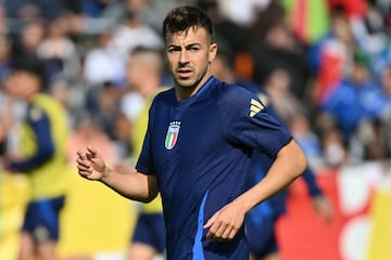 Italy�s forward #22 Stephan El Shaarawy looks on during a training session in Iserlohn, western Germany on June 11, 2024, ahead of the UEFA Euro 2024 football championship. (Photo by Alberto PIZZOLI / AFP)