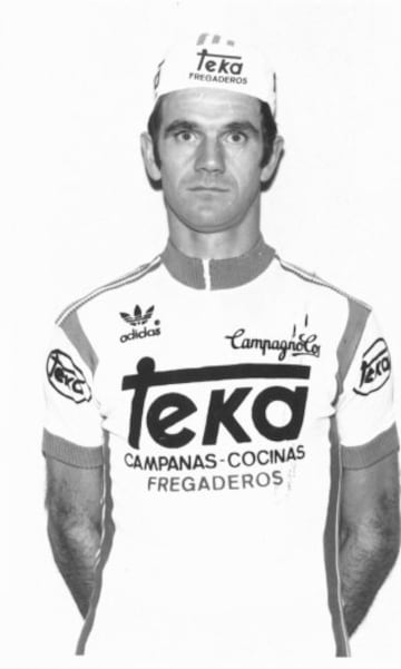 Fue dos veces campeón de España en ruta, en 1973 y 1975, 2º en 1972 y 3º en 1971. 