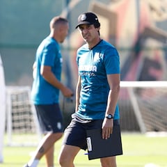 Emery: “No nos marcamos ya el objetivo de ganar la competición”