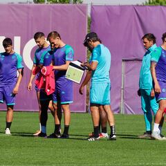 Amath y Maroto, únicas bajas para Almada