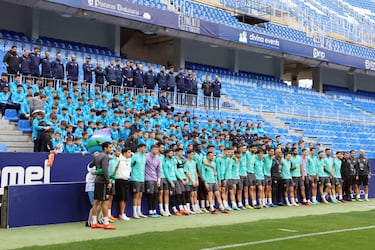 5.000 personas arropan al M¨¢laga en la jornada de puertas abiertas