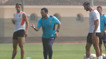 Bordalás trabaja en su obsesión: "¡Defender, defender...!"