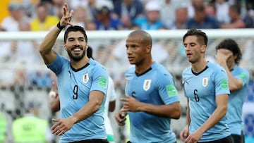 Soccer Football - World Cup - Group A - Uruguay vs Saudi Arabia - Rostov Arena, Rostov-on-Don, Russia - June 20, 2018 Uruguay's Luis Suarez celebrates scoring their first goal with team mates REUTERS/Marko Djurica TPX IMAGES OF THE DAY