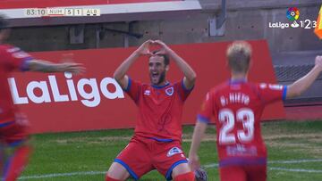 Resumen y goles del Numancia - Albacete de LaLiga 1 | 2 | 3