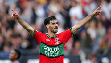 Iván Márquez celebra el gol que le marcó al Feyenoord.