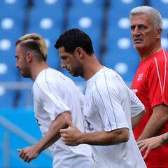 Pétkovic: "Valdría el empate pero queremos ganarle a Brasil"